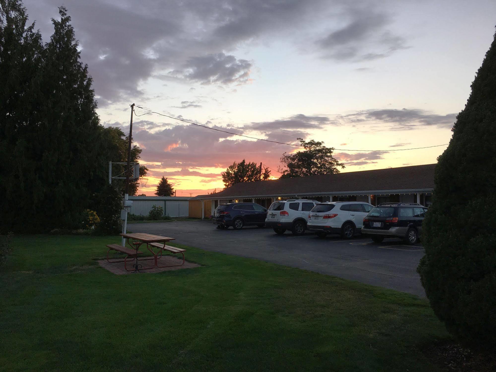 Walla Walla Garden Motel Exterior photo